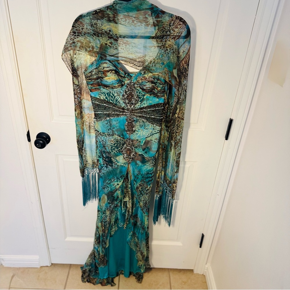 Sue Wong size 6 long silk beaded dress with wrap